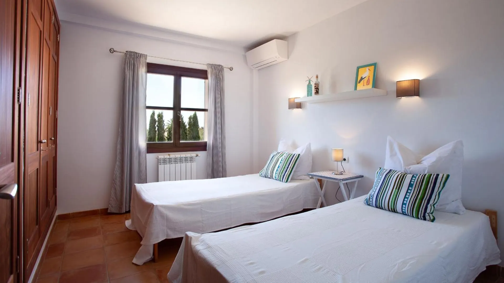 Sa Bassa - Country House Close To The Village Llombarts Holiday home