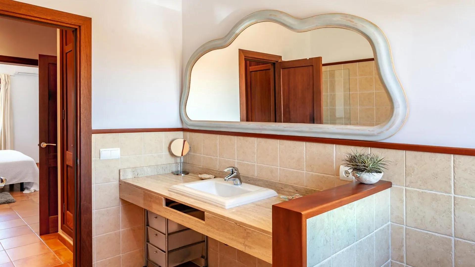 Sa Bassa - Country House Close To The Village Llombarts
